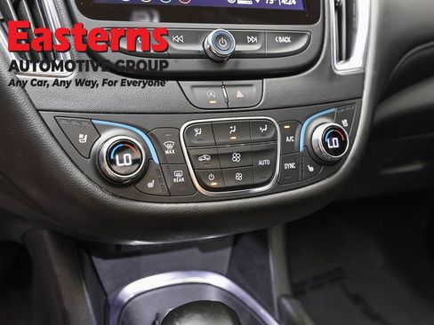 Used 2024 Chevrolet Malibu LT FWD image 20