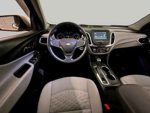 Used 2018 Chevrolet Equinox LT AWD/4WD image 5