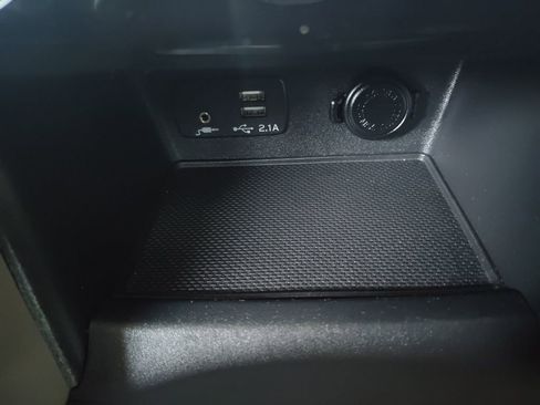 Used 2021 Subaru Forester Premium image 6