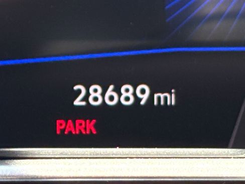 Used 2025 Volkswagen Taos SE image 41