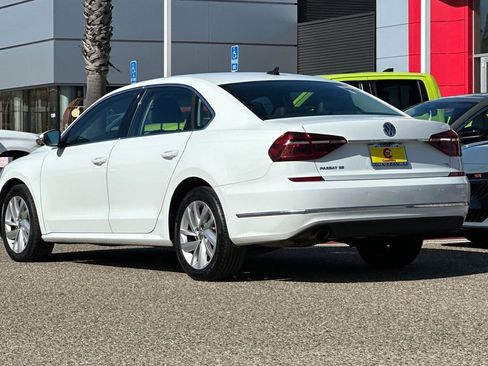 Used 2018 Volkswagen Passat 2.0T SE image 6