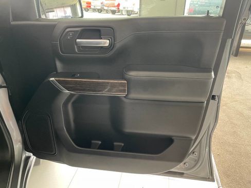 Used 2020 GMC Sierra 1500 SLE w/ SLE Value Package image 26