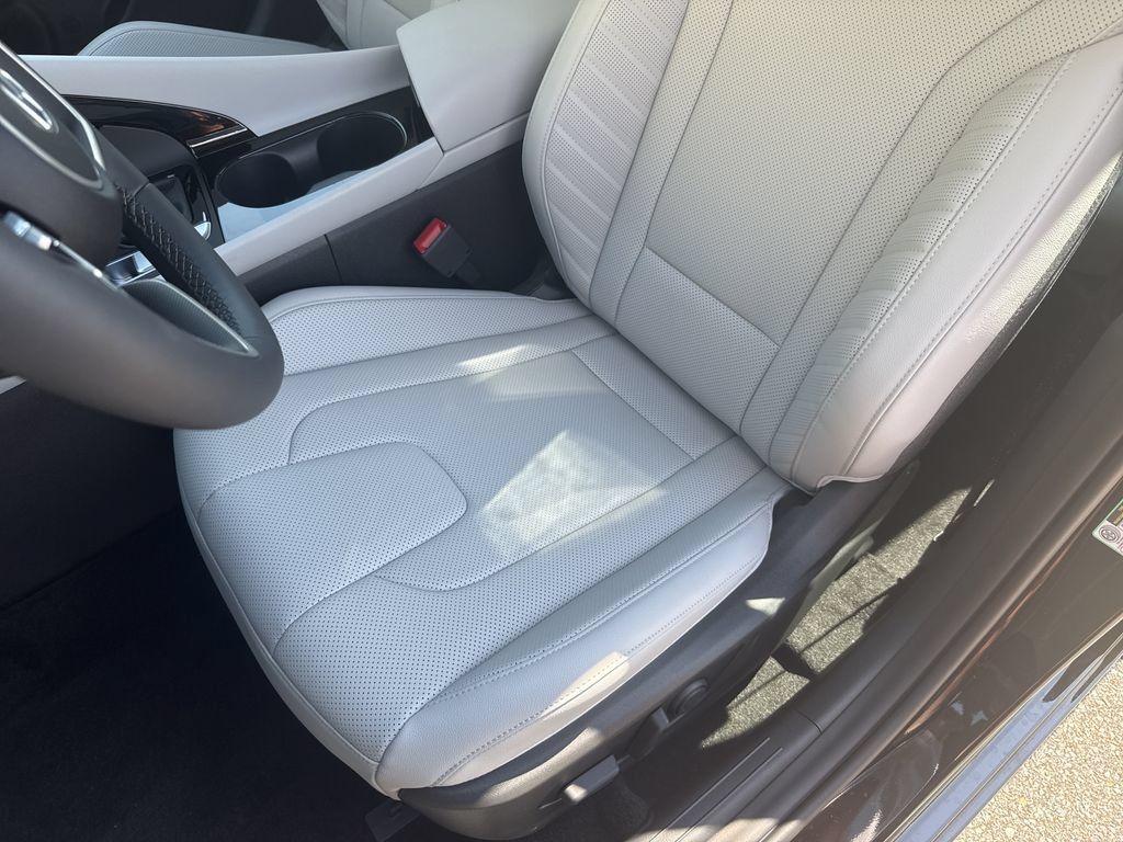 New 2026 Hyundai Elantra Limited FWD image 10