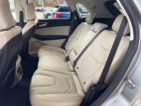 Certified 2021 Ford Edge Titanium image 36