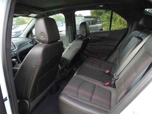 Used 2024 Chevrolet Equinox RS image 22