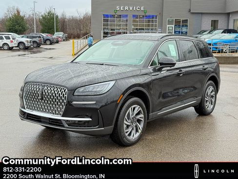 New 2026 Lincoln Corsair Premiere image 2