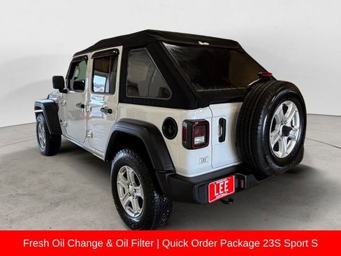 Used 2022 Jeep Wrangler Unlimited Sport image 3