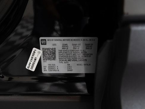 Used 2022 GMC Terrain SLE FWD image 32