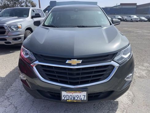 Used 2021 Chevrolet Equinox LS image 2