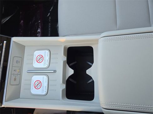 New 2026 Hyundai Santa Fe SE image 20