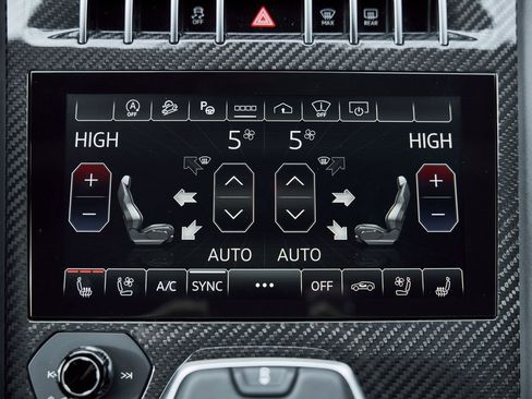 Used 2024 Lamborghini Urus Performante image 83