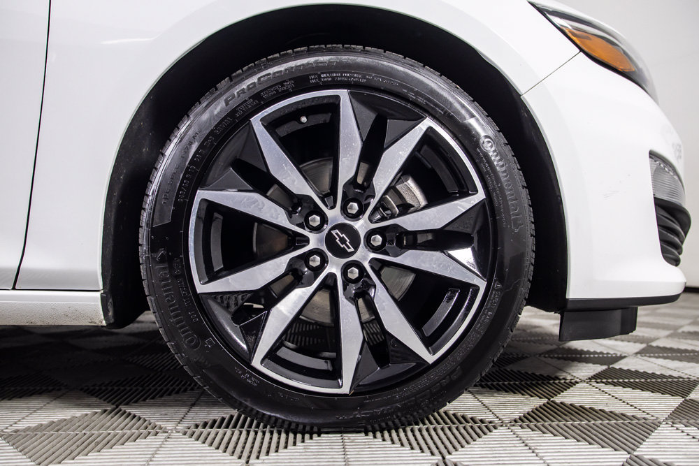 Used 2022 Chevrolet Malibu RS FWD image 35