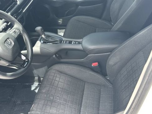 Used 2024 Honda HR-V LX image 15