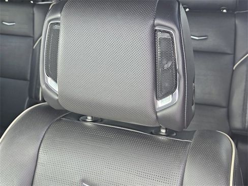 Used 2024 Cadillac Escalade ESV Sport image 15