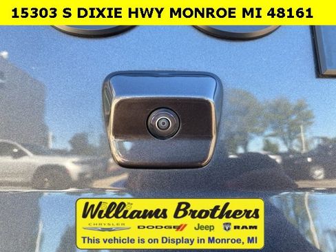 Used 2020 Jeep Gladiator Sport w/ Quick Order Package 24S image 24