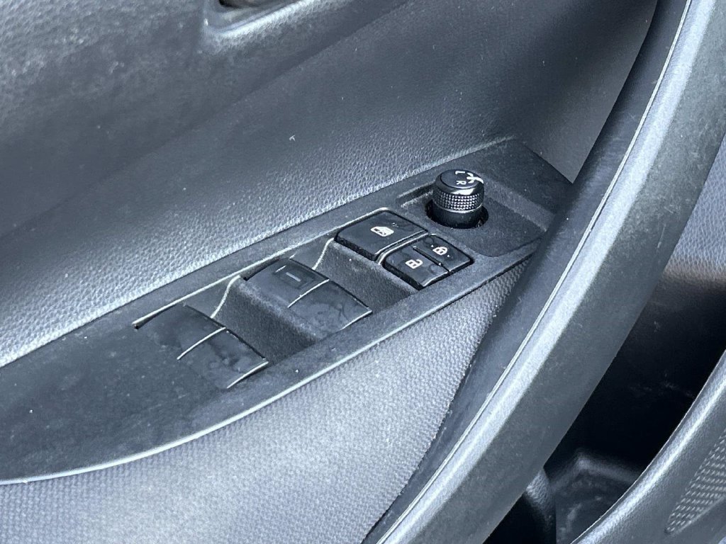 Used 2024 Toyota Corolla LE FWD image 19