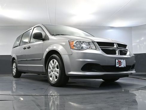 Used 2016 Dodge Grand Caravan American Value Package image 48