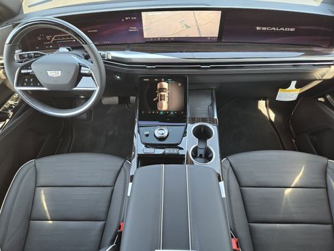 New 2026 Cadillac Escalade Luxury w/ Touring Package image 20