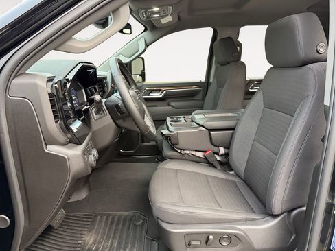 Used 2025 Chevrolet Silverado 2500 LT w/ Trail Boss Package image 14