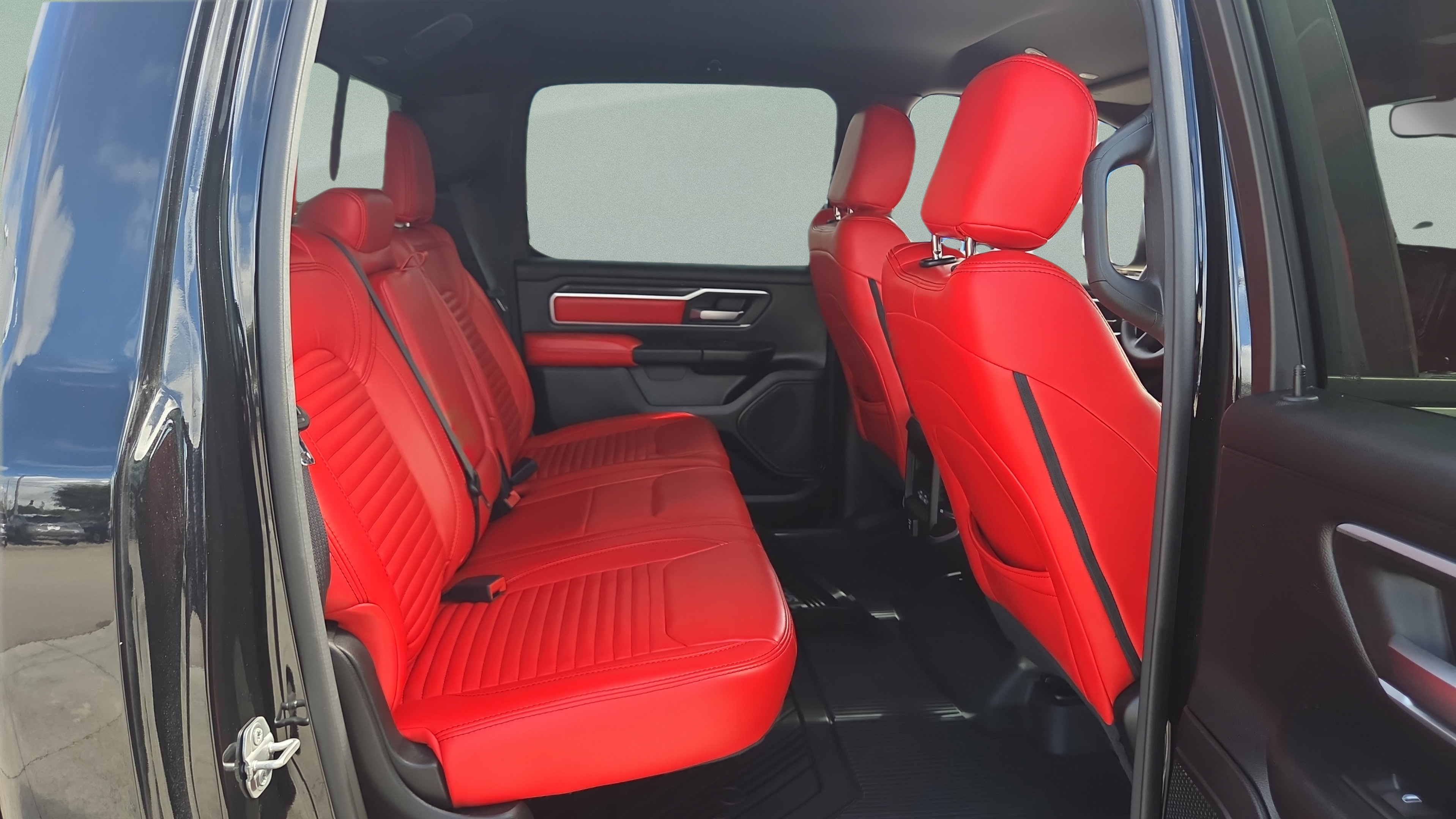 Used 2021 RAM 1500 Big Horn RWD image 15