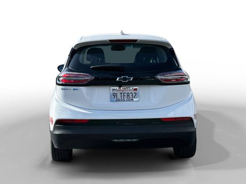Used 2023 Chevrolet Bolt LT w/ Infotainment Package image 4