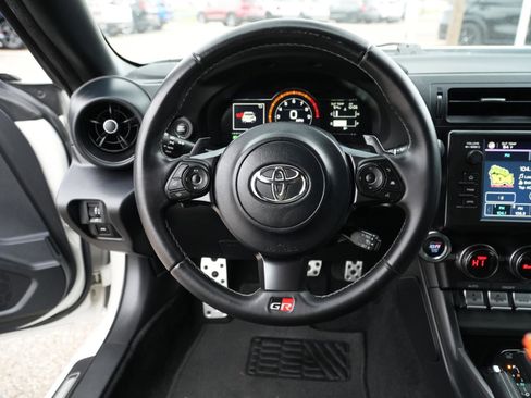 Used 2023 Toyota GR86 Premium image 18