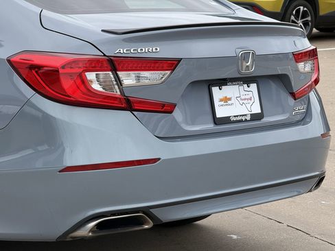 Used 2022 Honda Accord Sport Special Edition image 6