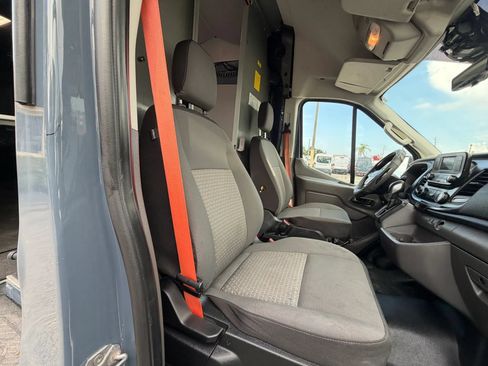 Used 2020 Ford Transit 250 148 High Roof Extended RWD image 18