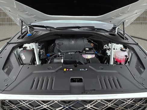 Certified 2026 Genesis GV70 2.5T Advanced image 12