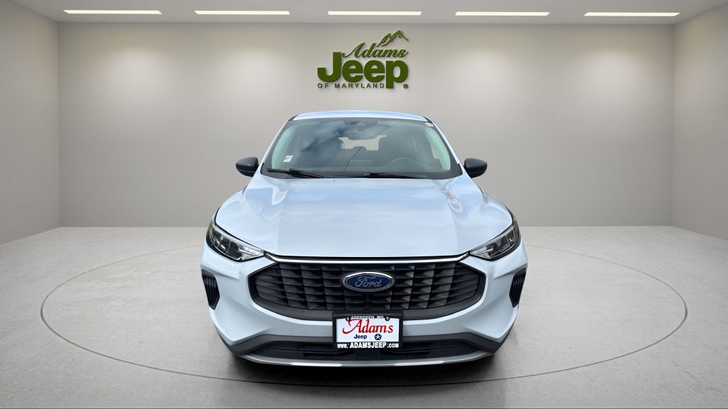 Used 2025 Ford Escape Active AWD/4WD image 2