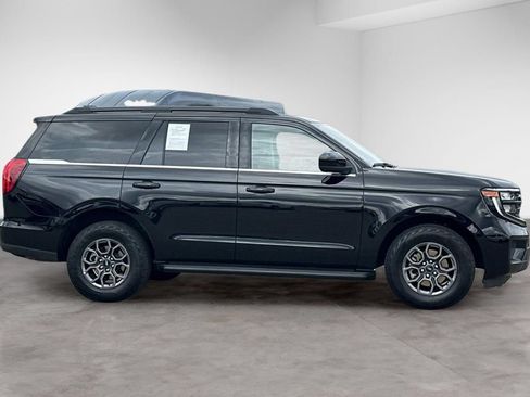 Used 2025 Ford Expedition Active AWD/4WD image 7