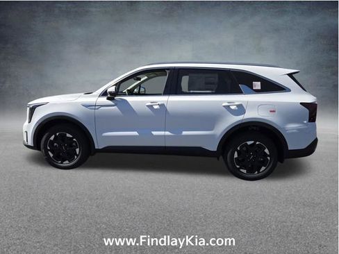 New 2026 Kia Sorento S image 8