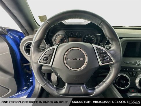 Used 2019 Chevrolet Camaro LT RWD image 11