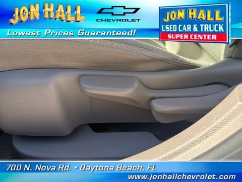 Used 2016 Chevrolet Cruze LT image 15