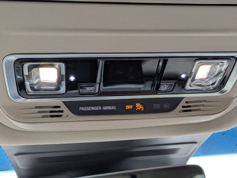 Used 2024 Lincoln Nautilus Reserve image 27