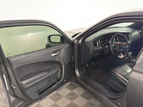 Used 2018 Dodge Charger GT AWD/4WD image 9