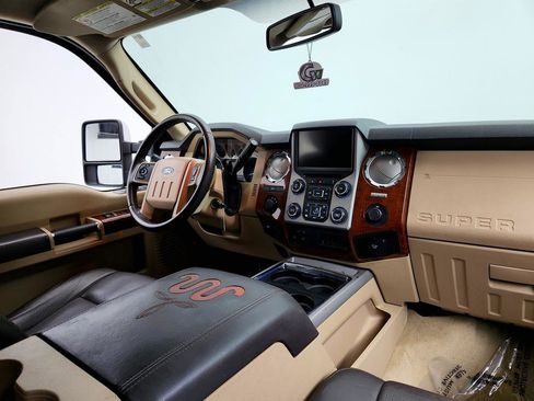 Used 2015 Ford F450 King Ranch w/ King Ranch Chrome Package image 24