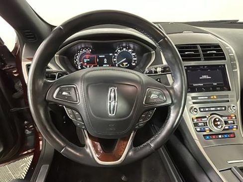 Used 2018 Lincoln MKZ Reserve w/ Climate Package FWD image 14