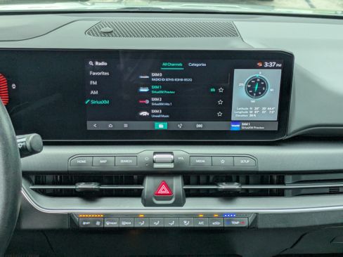 Used 2025 Kia K4 FWD image 17