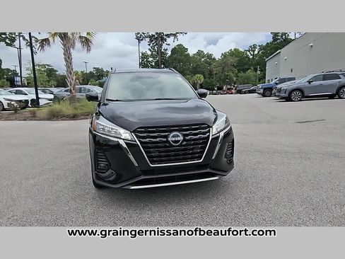 Used 2023 Nissan Kicks SR FWD image 20