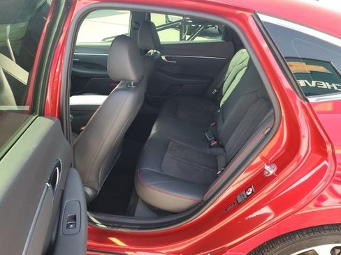 Used 2021 Hyundai Sonata SEL Plus w/ Preferred Accessory Package image 19