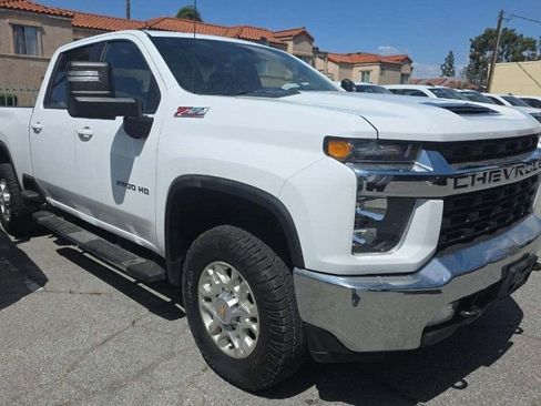 Used 2023 Chevrolet Silverado 2500 LT w/ Convenience Package AWD/4WD image 1