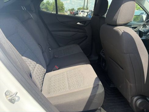 Used 2023 Chevrolet Equinox LT FWD image 13