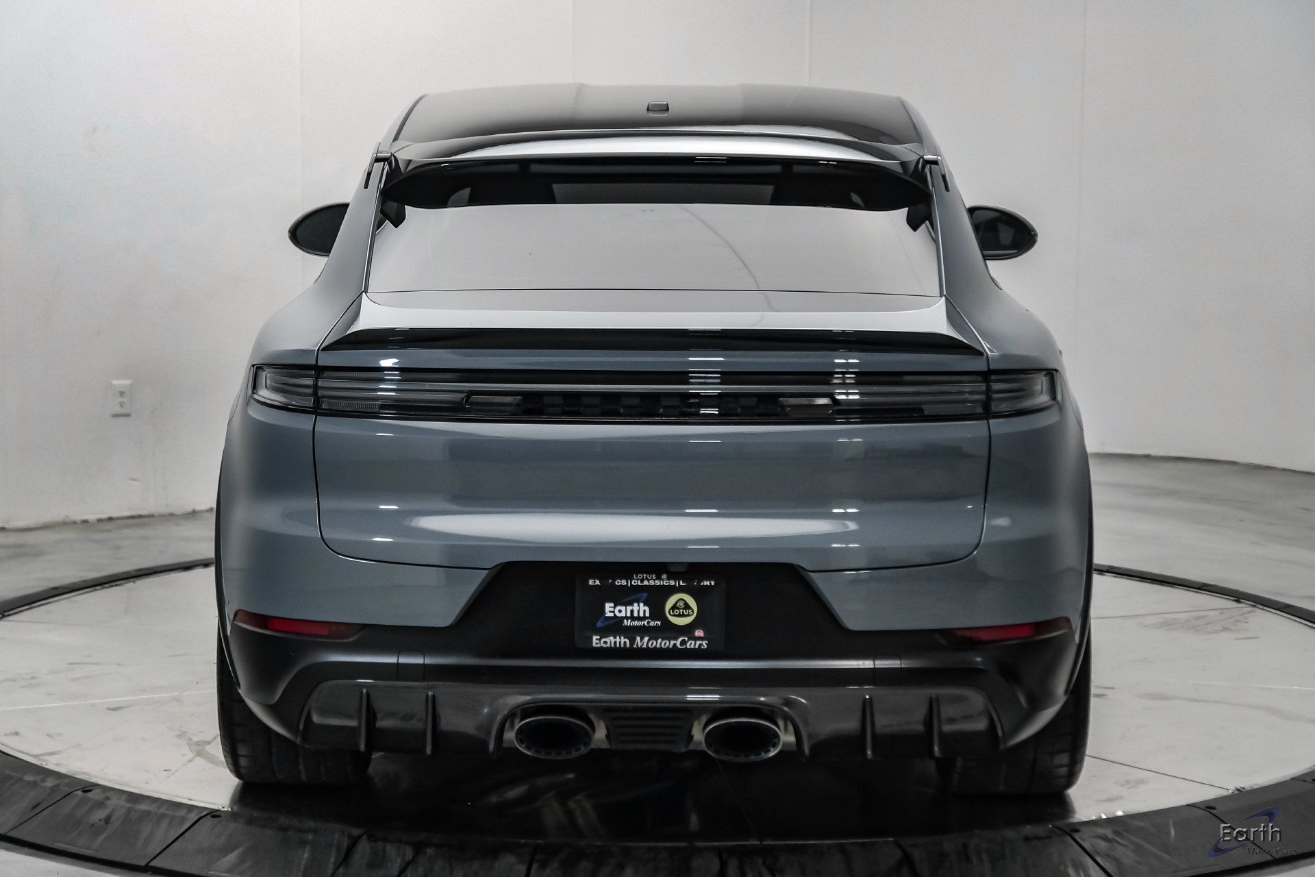 Used 2024 Porsche Cayenne Turbo GT AWD/4WD image 13