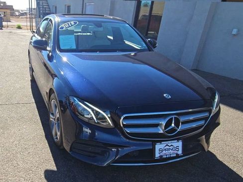 Used 2018 Mercedes-Benz E 300 4MATIC image 2
