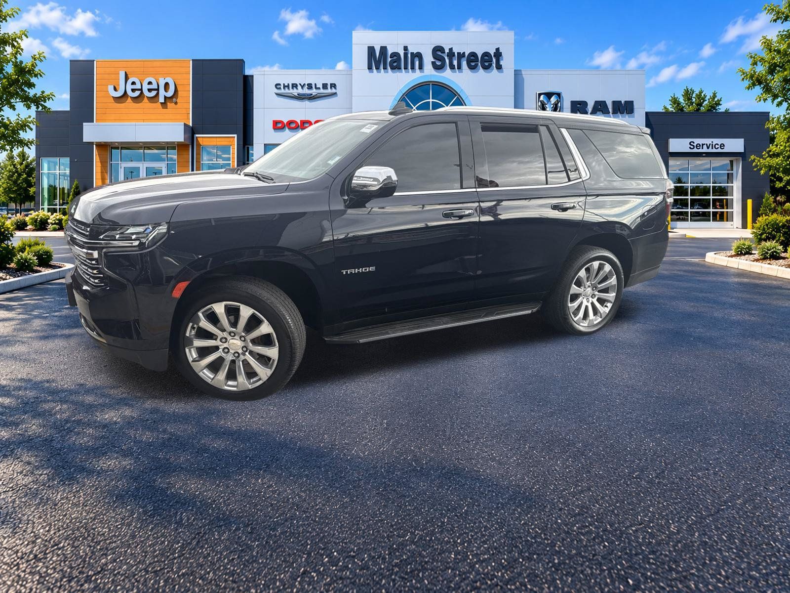 Used 2021 Chevrolet Tahoe Premier AWD/4WD image 3