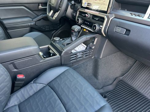 New 2025 Toyota Tacoma TRD Off-Road image 15