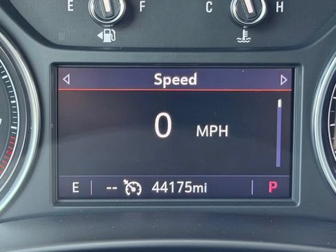 Used 2023 Buick Enclave Essence w/ LPO, Floor Liner Package FWD image 19