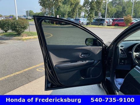 Certified 2019 Honda HR-V LX image 15