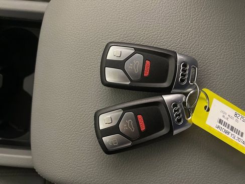 Used 2020 Audi Q5 Prestige image 24